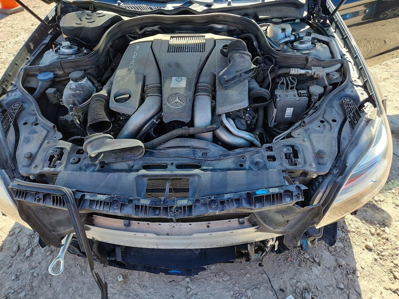 Mercedes-Benz CLS 63 AMG * S* КОЖА* ПОДГРЕВ* ШИБИДАХ* FULL* , снимка 11 - Автомобили и джипове - 53991589