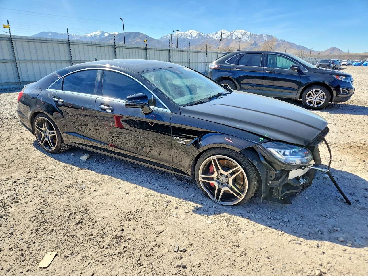 Mercedes-Benz CLS 63 AMG * S* КОЖА* ПОДГРЕВ* ШИБИДАХ* FULL* , снимка 4 - Автомобили и джипове - 53991589