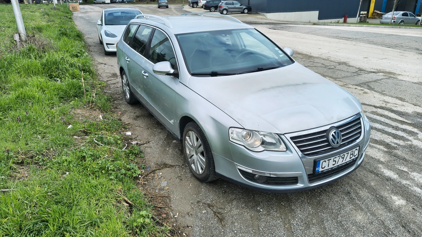 VW Passat, снимка 4 - Автомобили и джипове - 54060057