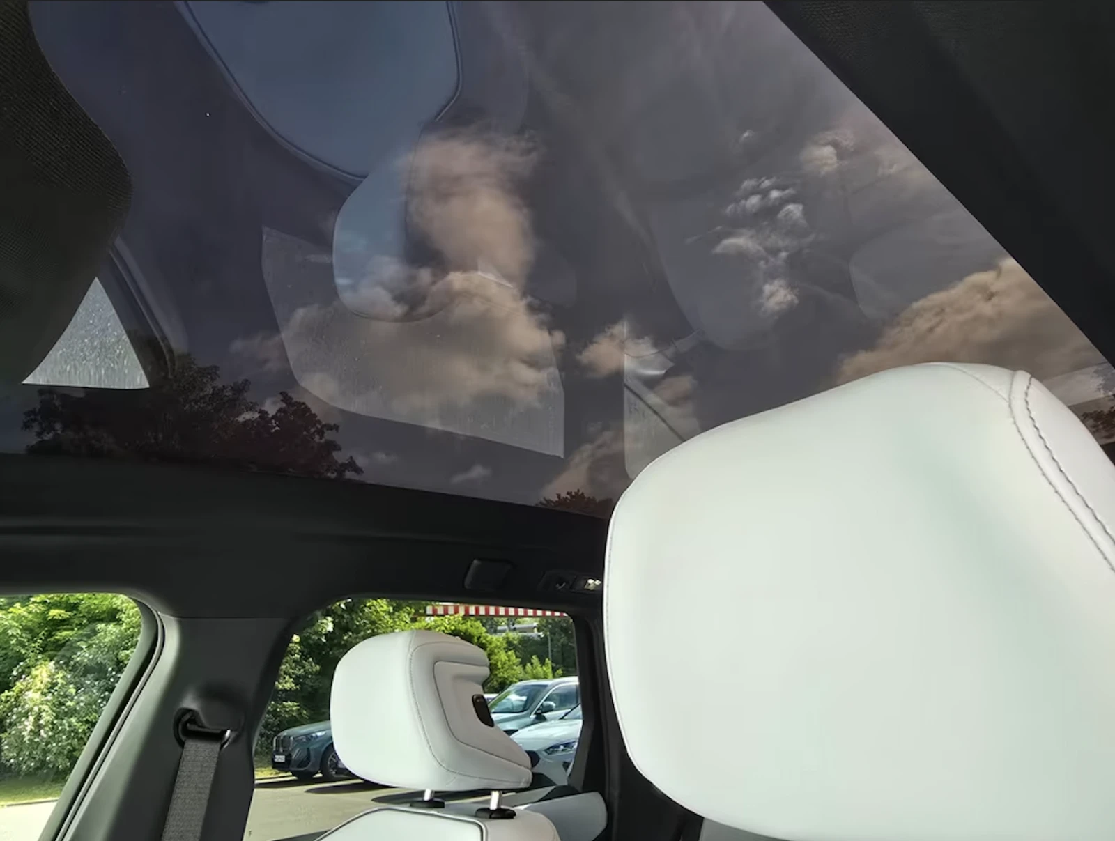 BMW iX3 50 xDrive M Sport Наличен за доставка/360/Пано/HK, снимка 7 - Автомобили и джипове - 54645622