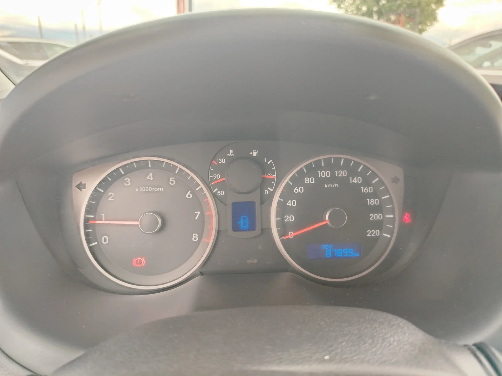 Hyundai I20 1.25 BENZIN TOP, снимка 15 - Автомобили и джипове - 54674677
