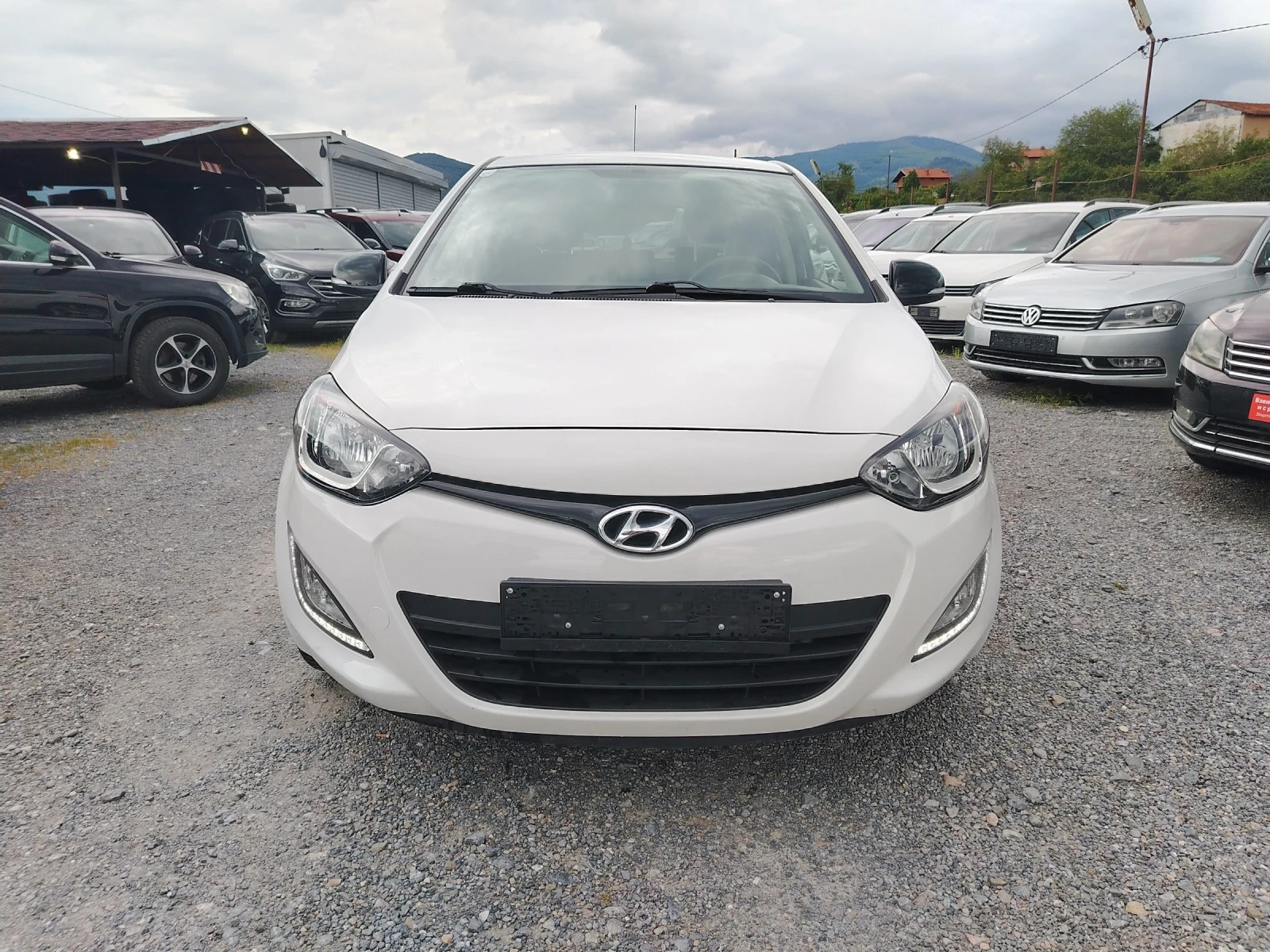 Hyundai I20 1.25 BENZIN TOP, снимка 2 - Автомобили и джипове - 54674677