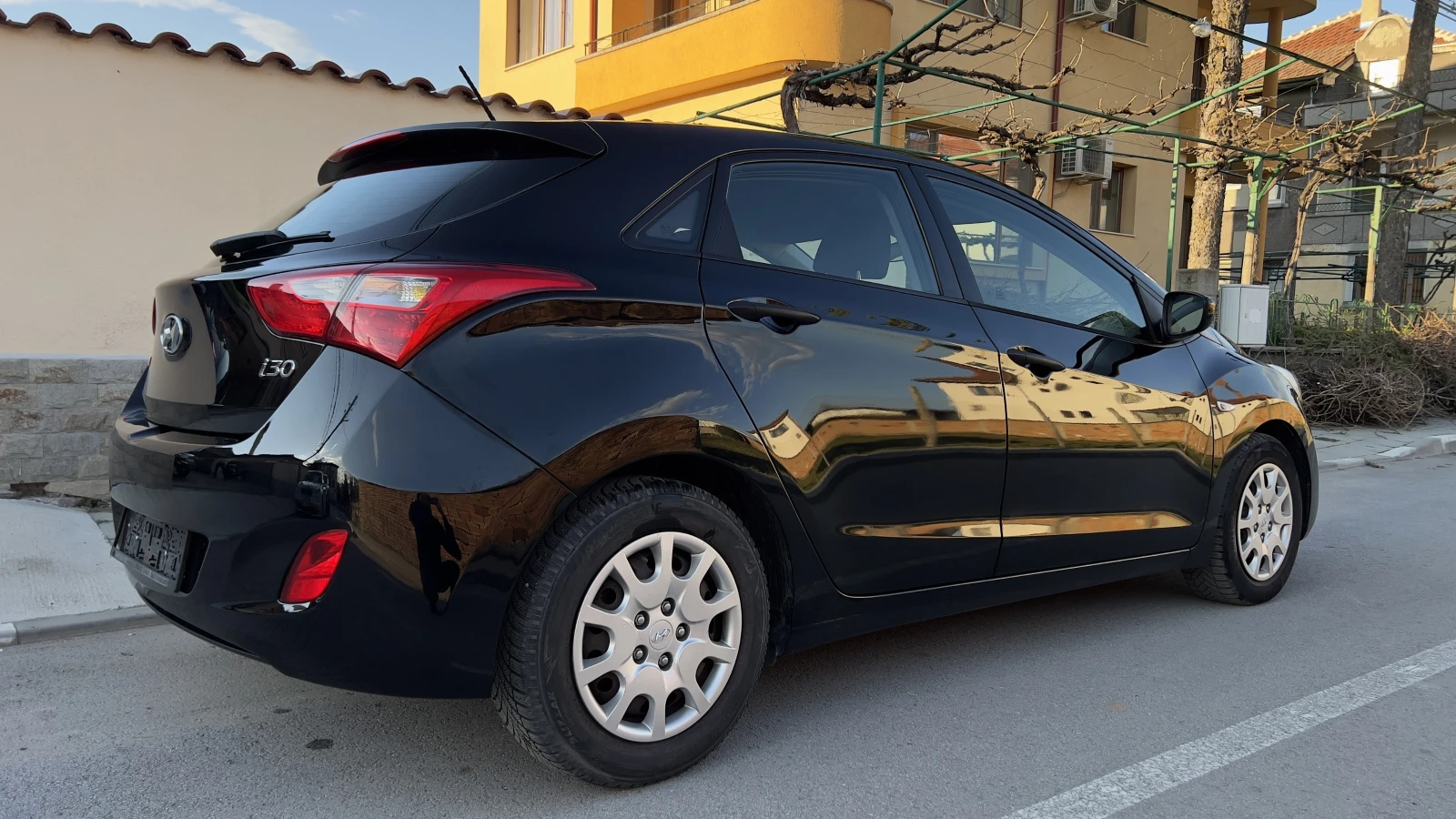Hyundai I30 1.4i 2013г, снимка 5 - Автомобили и джипове - 54831974