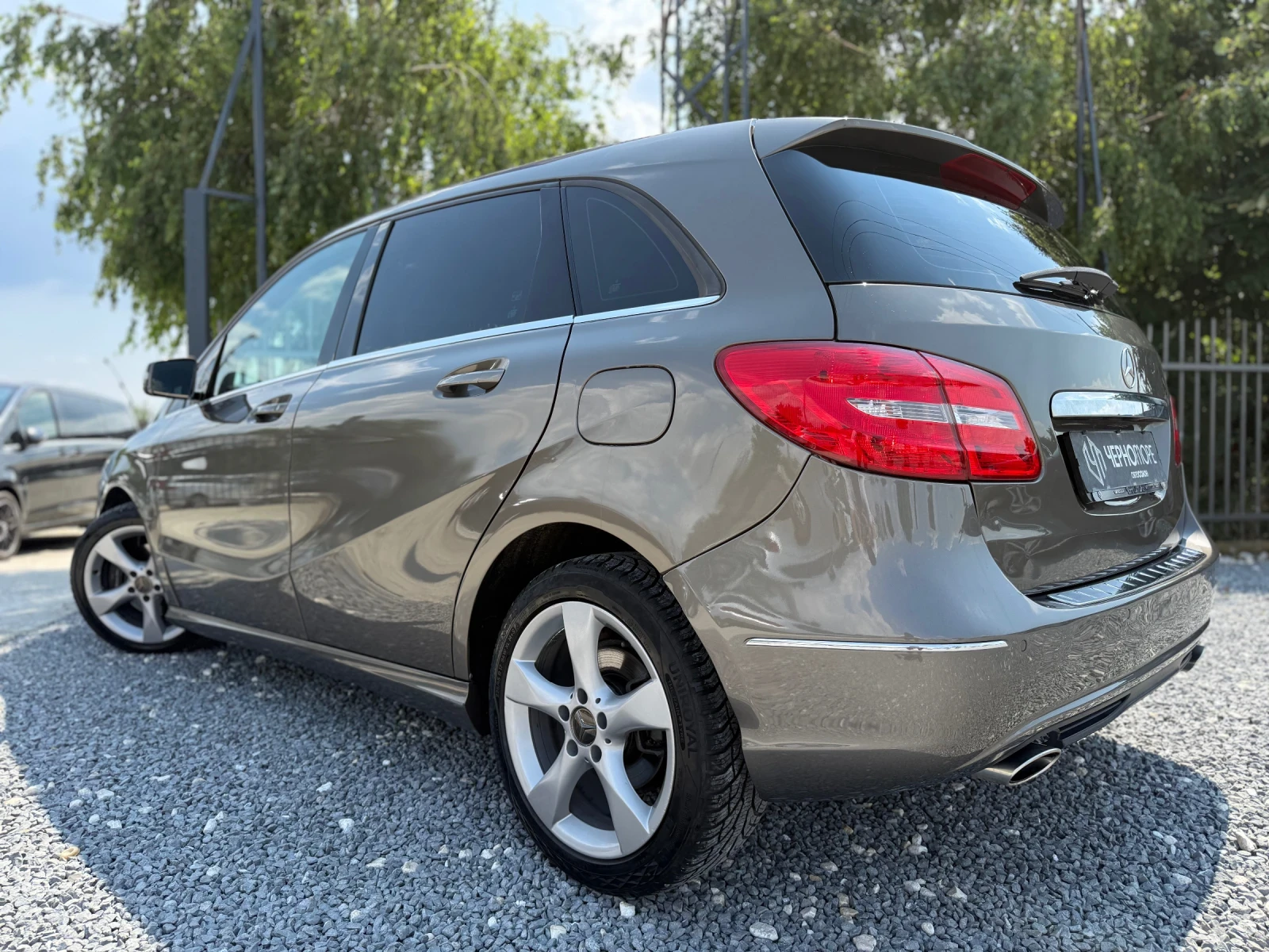 Mercedes-Benz B 180 EXECUTIVE LINE | Mobile.bg � ����������� 4