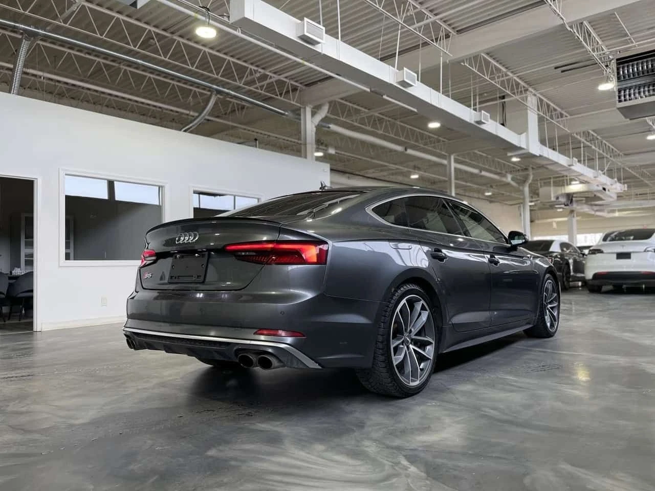 Audi S5 * Technik Hatchback Quattro | Carbon Paddle Shifte, снимка 4 - Автомобили и джипове - 55421882