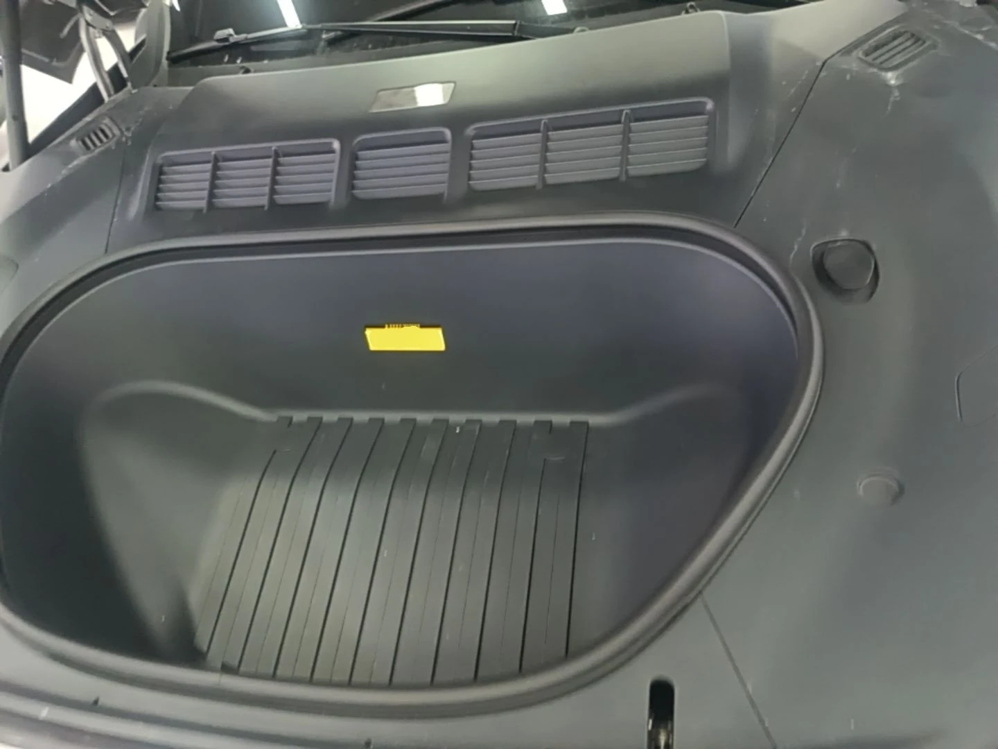 Xiaomi YU7 AWD Pro Version 96.3 kWh | Mobile.bg � ����������� 15