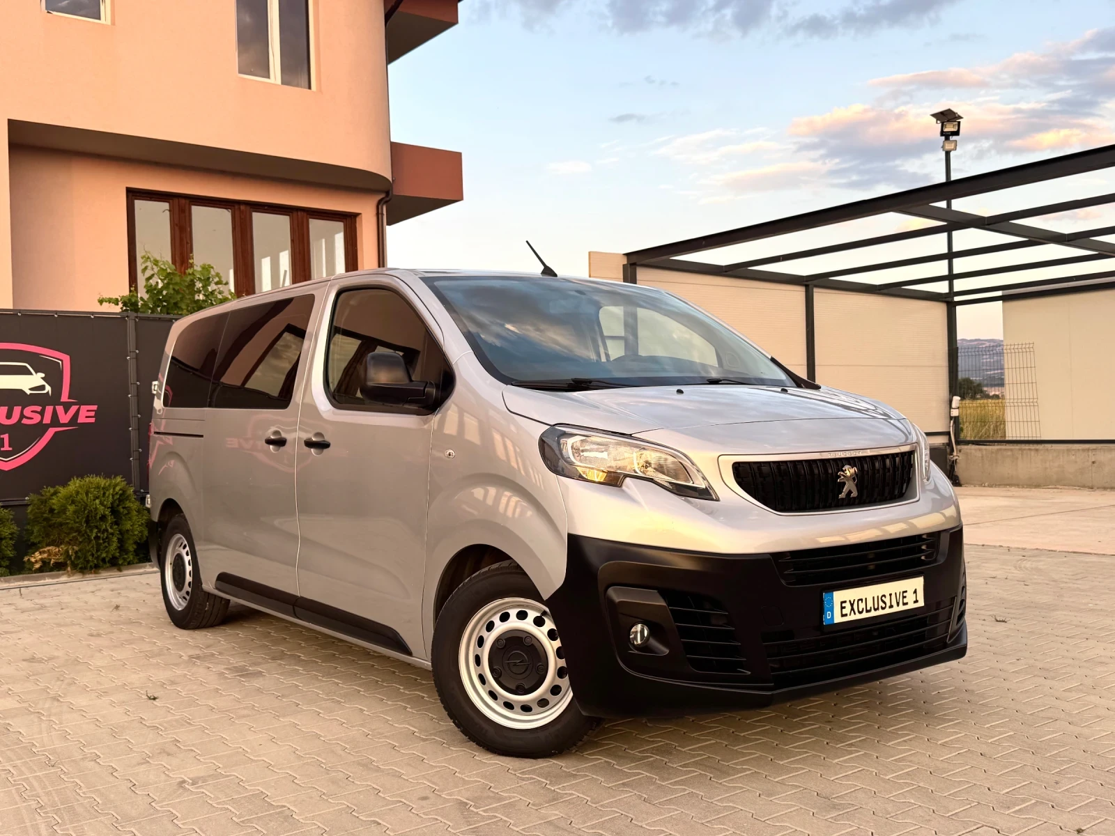 Peugeot Expert 1.6HDI 9-МЕСТА, снимка 7 - Автомобили и джипове - 55628139