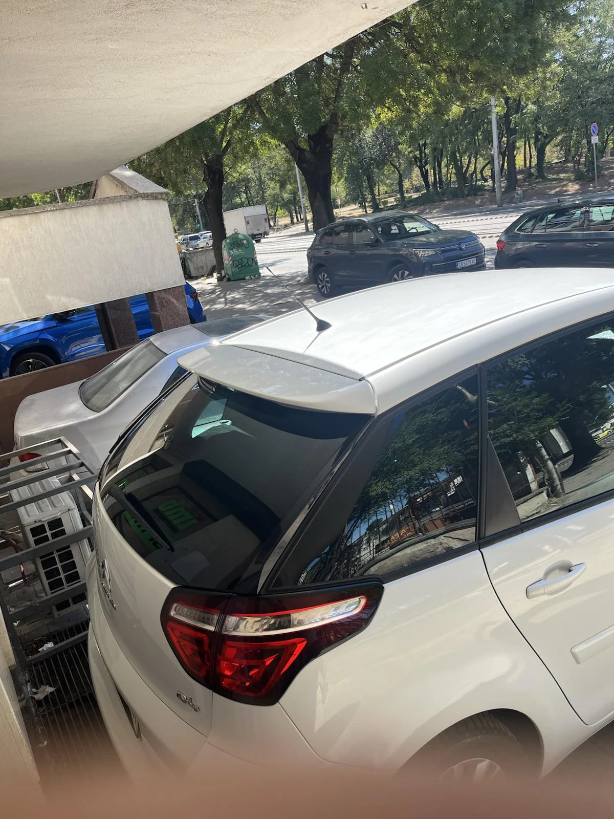 Citroen C4 Picasso Пикасо 1.6 бензин, снимка 6 - Автомобили и джипове - 55977582