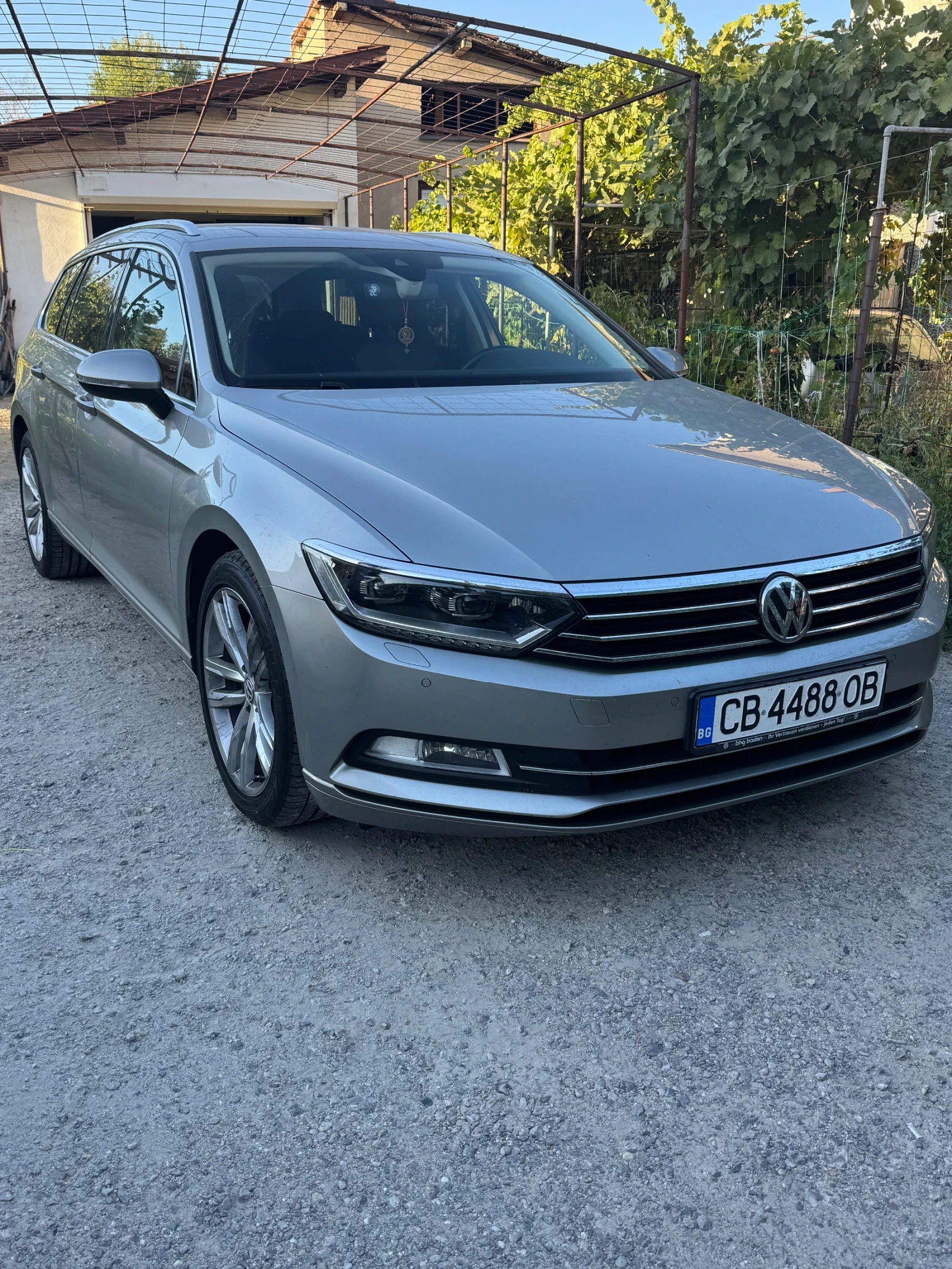 VW Passat