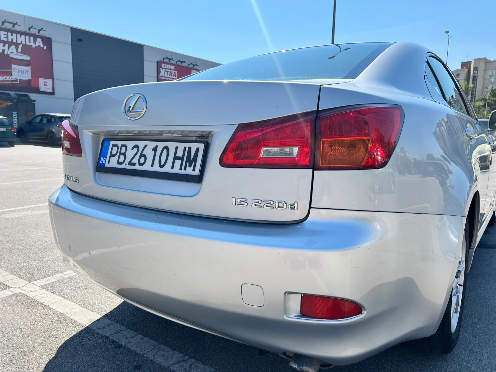 Lexus IS 220d, снимка 11 - Автомобили и джипове - 56153107