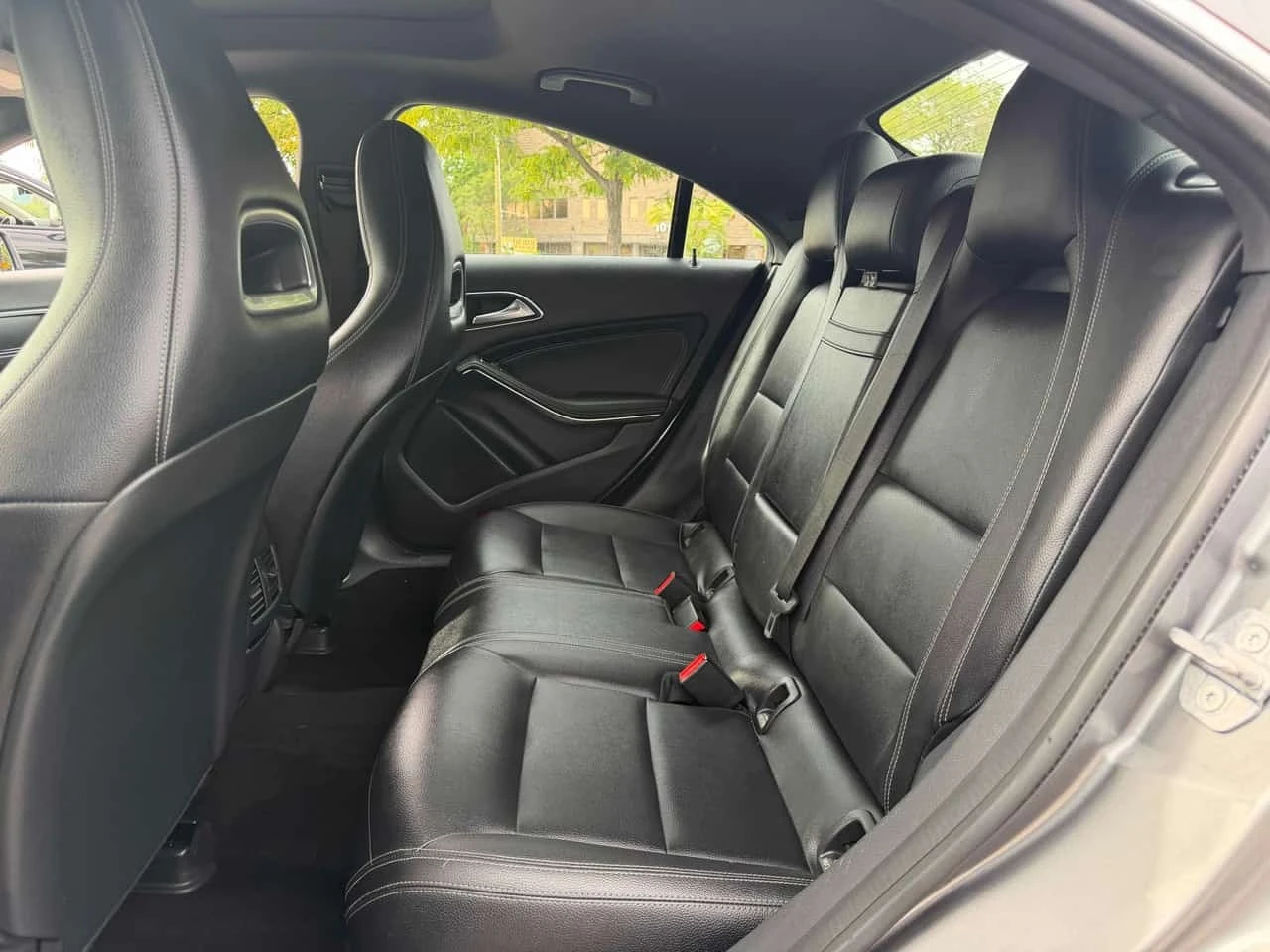 Mercedes-Benz CLA * 250 * CARFAX * БЕЗ ПЪРВОНАЧАЛНА ВНОСКА, снимка 10 - Автомобили и джипове - 56168763