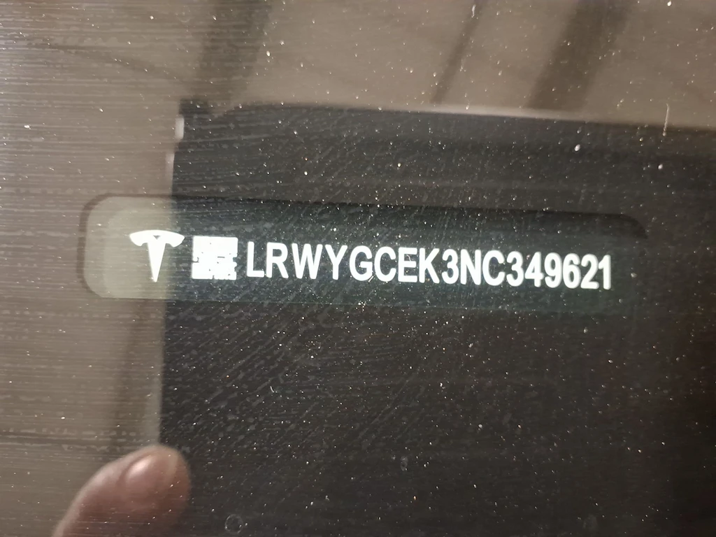 Tesla Model Y Long Range Dual Motor 75 KW Leather Panorama, снимка 12 - Автомобили и джипове - 56288518