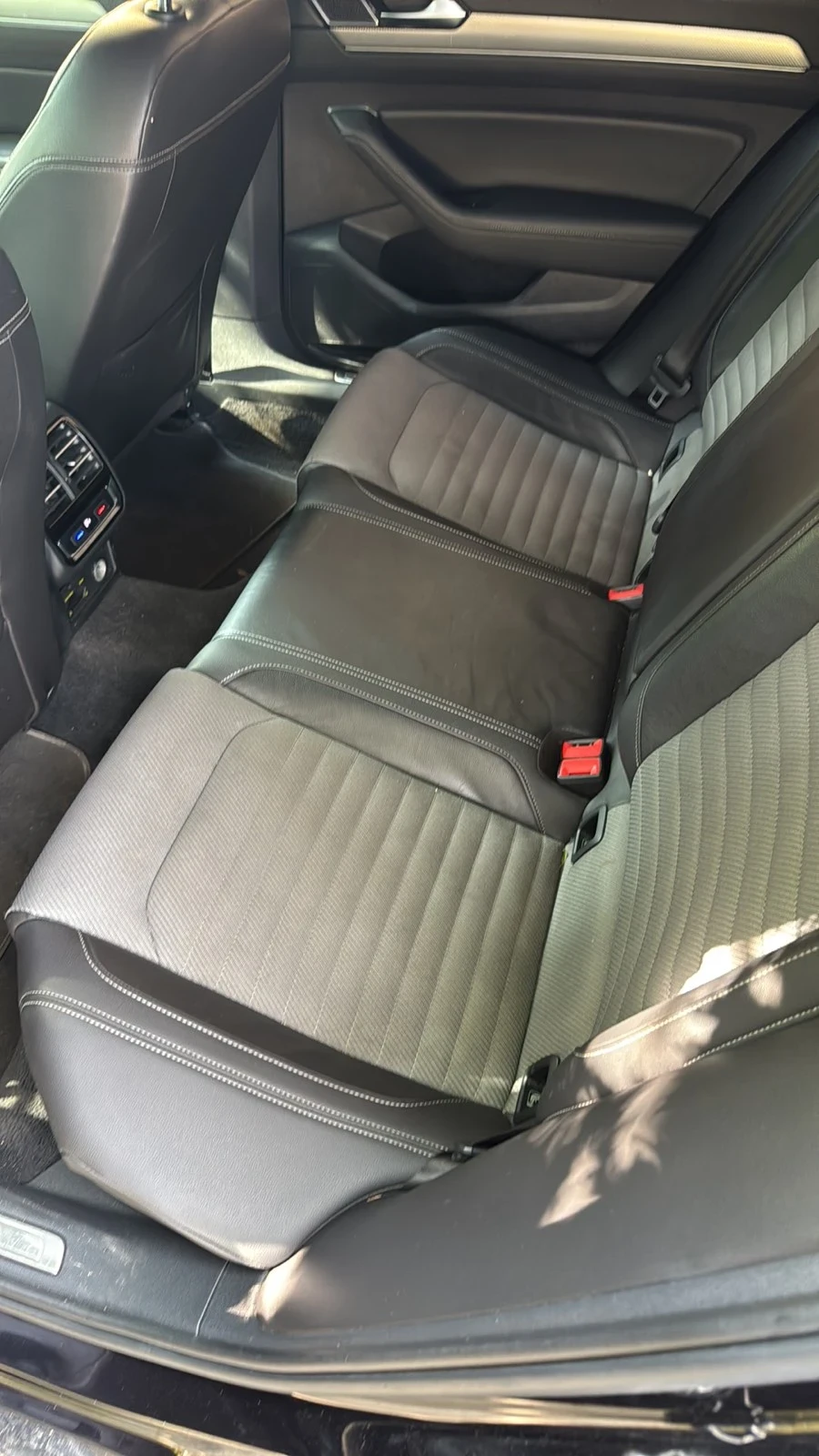 VW Passat, снимка 10 - Автомобили и джипове - 56627842