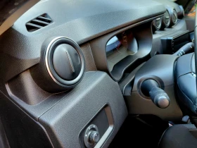Dacia Duster 4х4/от България/всички екстри/120К реални км., снимка 10