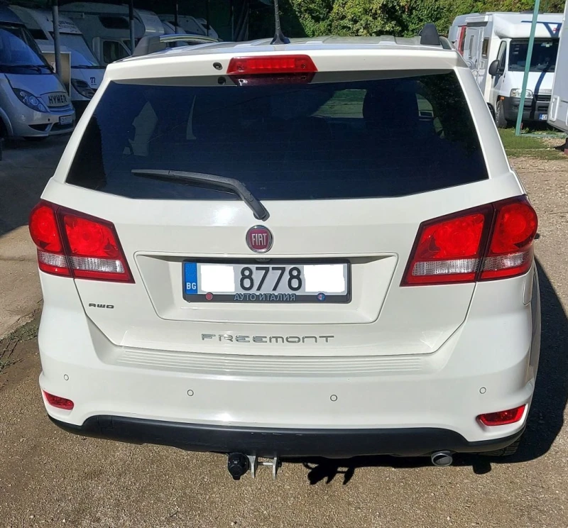 Fiat Freemont 2.0 16V Multijet, снимка 3 - Автомобили и джипове - 48019269