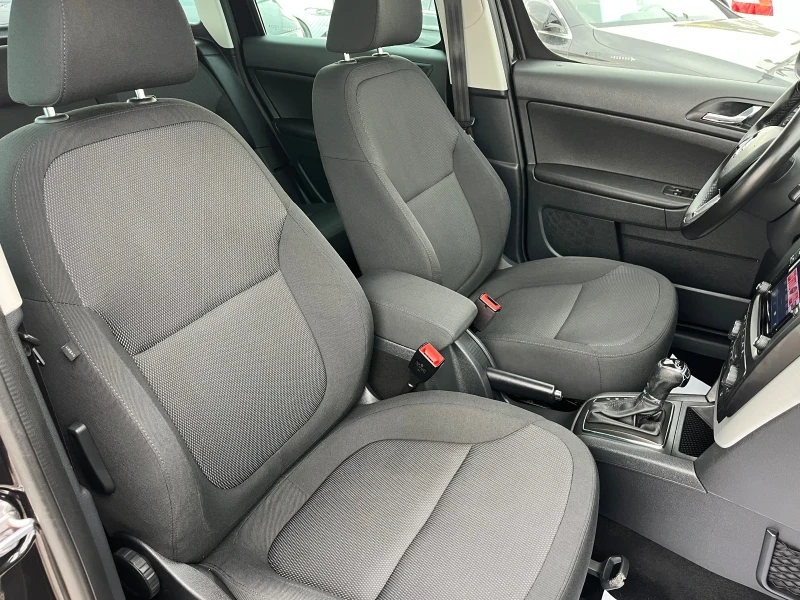 Skoda Yeti 2.0 TDi 150кс 4х4 Automat, снимка 7 - Автомобили и джипове - 52467763