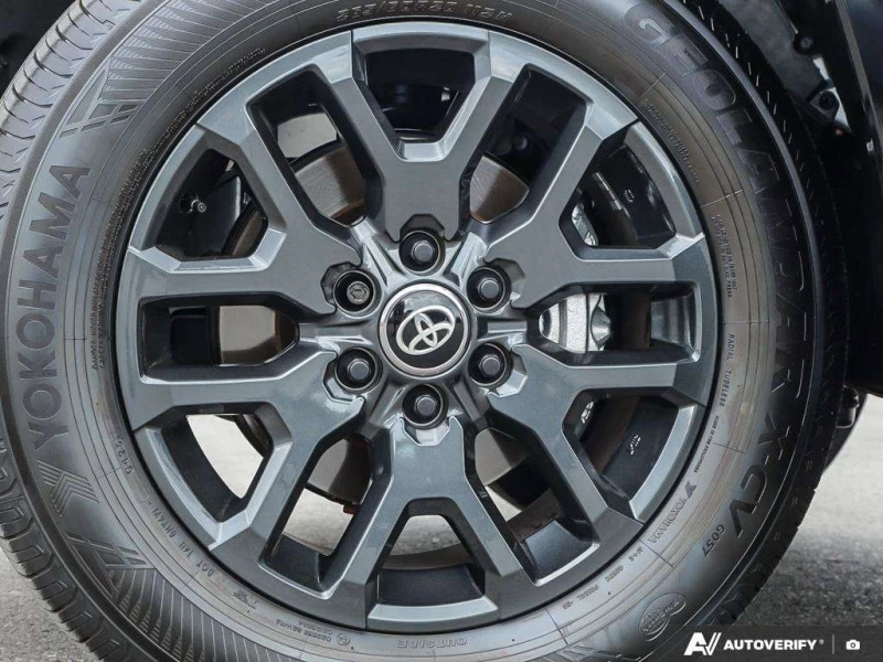 Toyota Sequoia * 85 Series * CARFAX * БЕЗ ПЪРВОНАЧАЛНА ВНОСКА, снимка 10 - Автомобили и джипове - 53154895