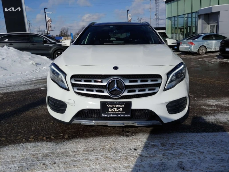 Mercedes-Benz GLA * GLA250 4M * CARFAX * БЕЗ ПЪРВОНАЧАЛНА ВНОСКА, снимка 2 - Автомобили и джипове - 53199278