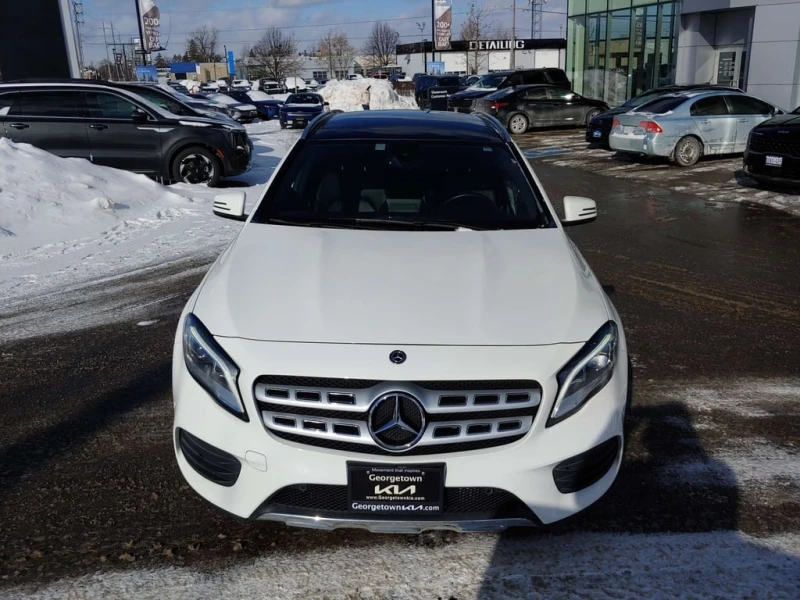 Mercedes-Benz GLA * GLA250 4M * CARFAX * БЕЗ ПЪРВОНАЧАЛНА ВНОСКА, снимка 3 - Автомобили и джипове - 53199278