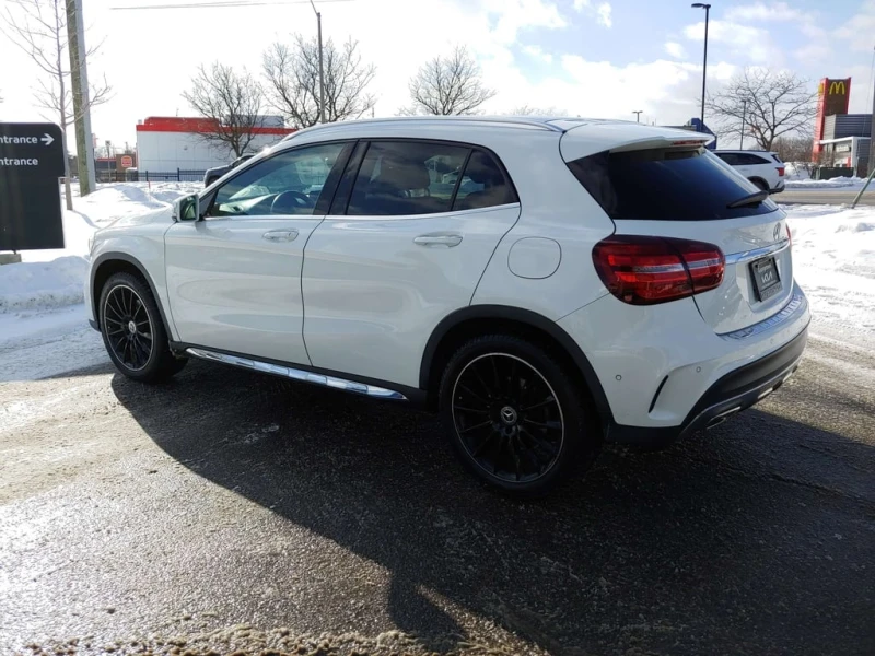 Mercedes-Benz GLA * GLA250 4M * CARFAX * БЕЗ ПЪРВОНАЧАЛНА ВНОСКА, снимка 6 - Автомобили и джипове - 53199278