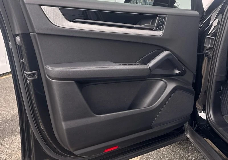 Porsche Cayenne Coupe 9YA-2 - изображение 7