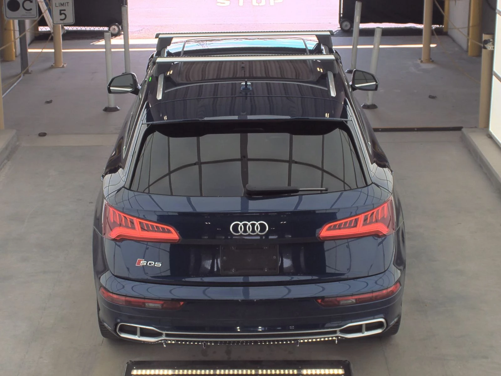 Audi SQ5 Premium Plus Matrix* Bang&Olufsen* М.Точка* Пано*  - изображение 5