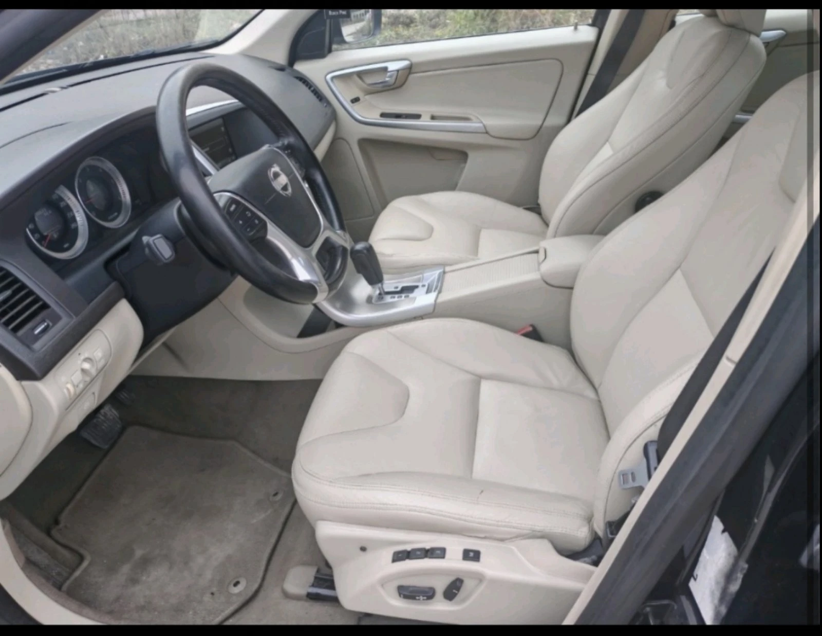 Volvo XC60 D5 - изображение 9