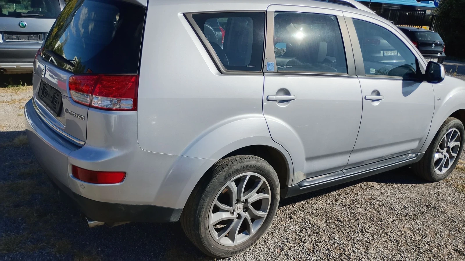 Citroen C-Crosser 2.2 хди 6 ск. - изображение 9