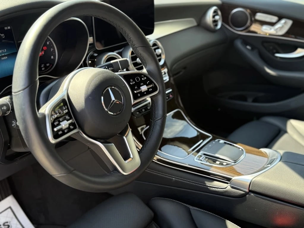 Mercedes-Benz GLC 300 * CARFAX * БЕЗ ПЪРВОНАЧАЛНА ВНОСКА - изображение 6