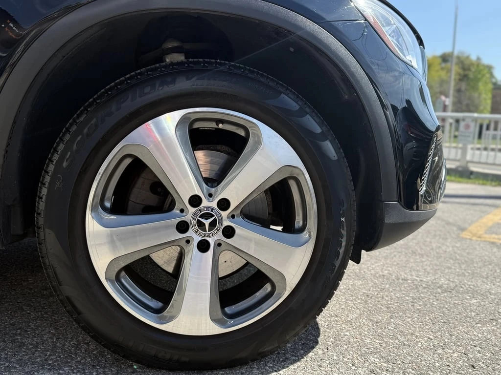 Mercedes-Benz GLC 300 * CARFAX * БЕЗ ПЪРВОНАЧАЛНА ВНОСКА - изображение 4