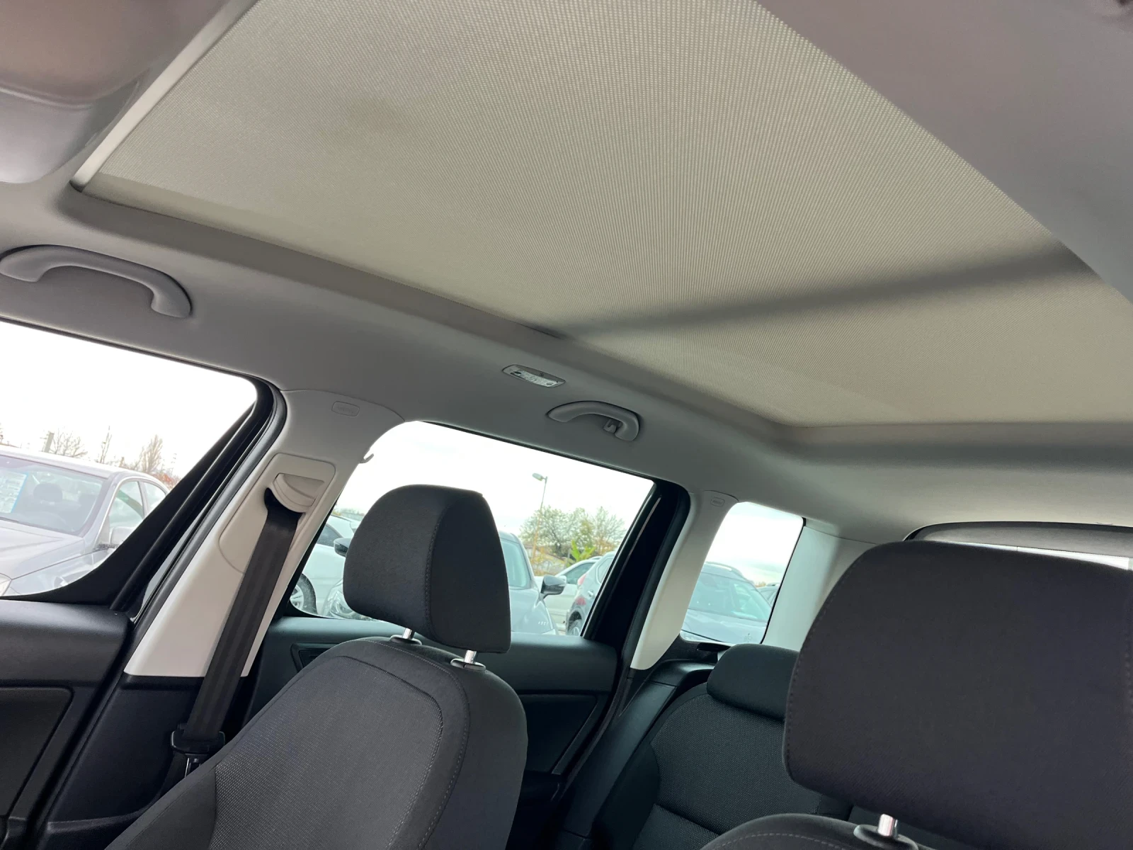 Skoda Yeti 2.0 TDi 150кс 4х4 Automat - изображение 10