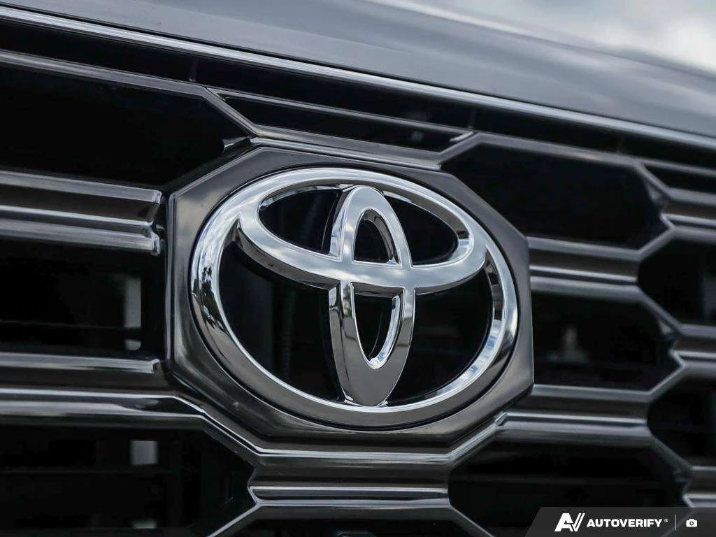 Toyota Sequoia * 85 Series * CARFAX * ��� ������������ ������ | Mobile.bg � ����������� 13