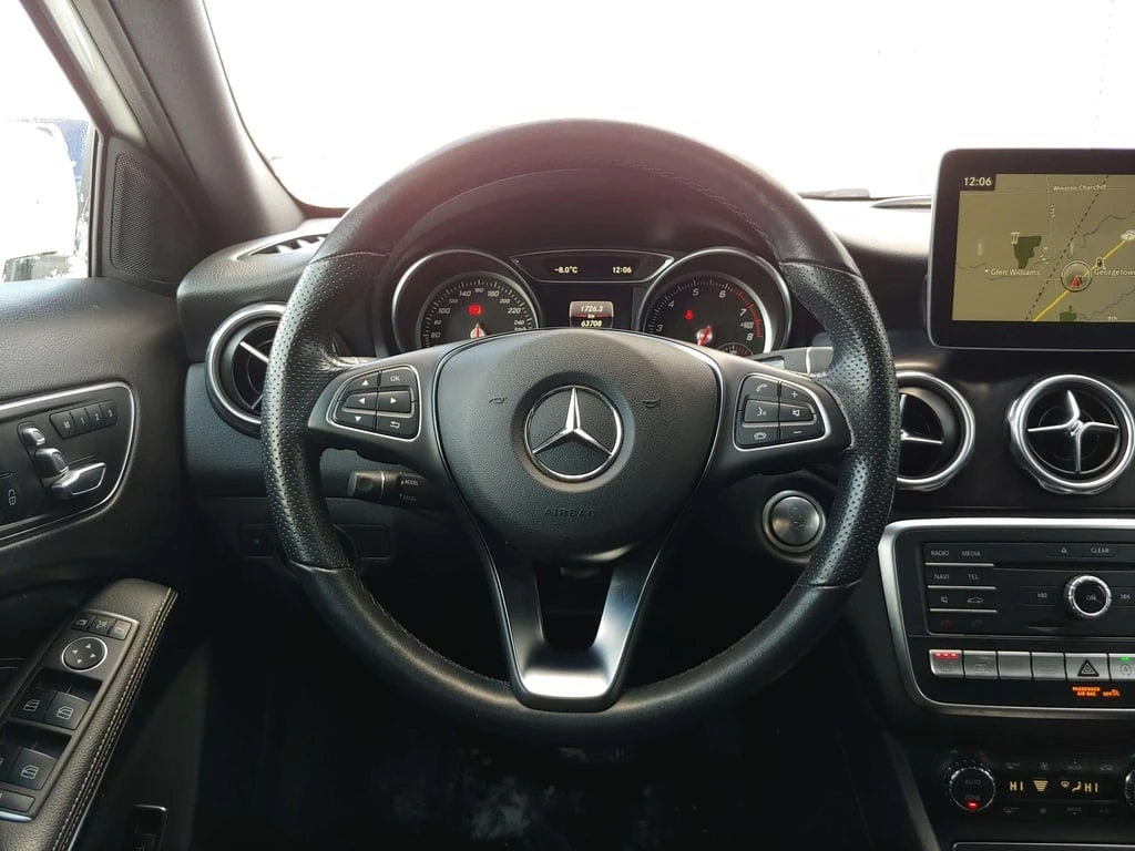 Mercedes-Benz GLA * GLA250 4M * CARFAX * ��� ������������ ������ | Mobile.bg � ����������� 16
