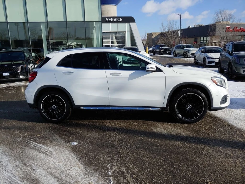 Mercedes-Benz GLA * GLA250 4M * CARFAX * ��� ������������ ������ | Mobile.bg � ����������� 9