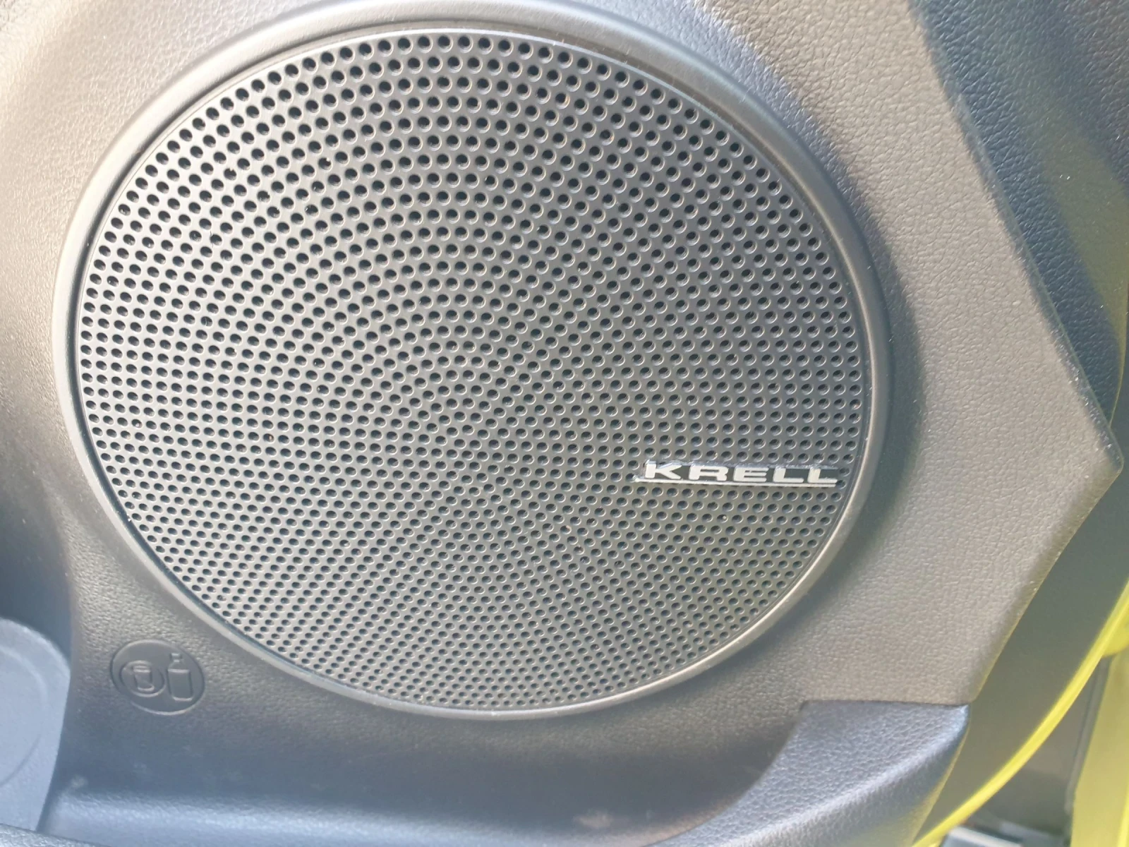 Hyundai Kona 1.0 GDI  FULL, снимка 16 - Автомобили и джипове - 53956044