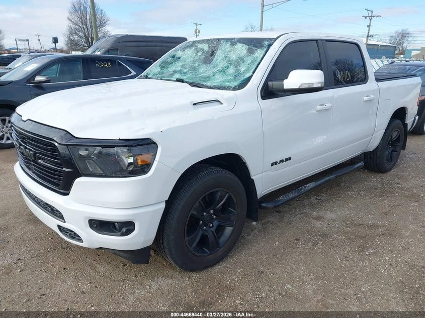 Dodge RAM 1500 5.7l Big Horn 4X4 5'7 Box, снимка 2 - Автомобили и джипове - 54307548