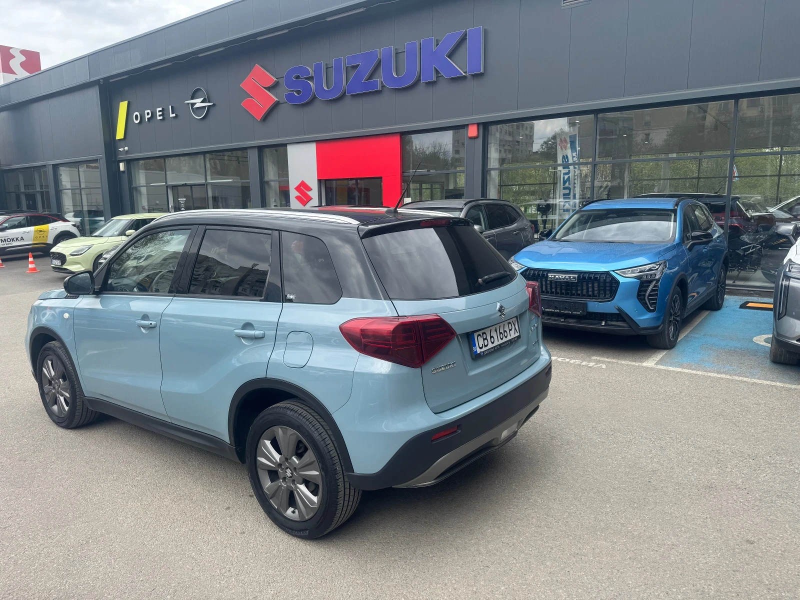 Suzuki Vitara 1.4 Turbo 4x4 Automatic, снимка 5 - Автомобили и джипове - 54350184