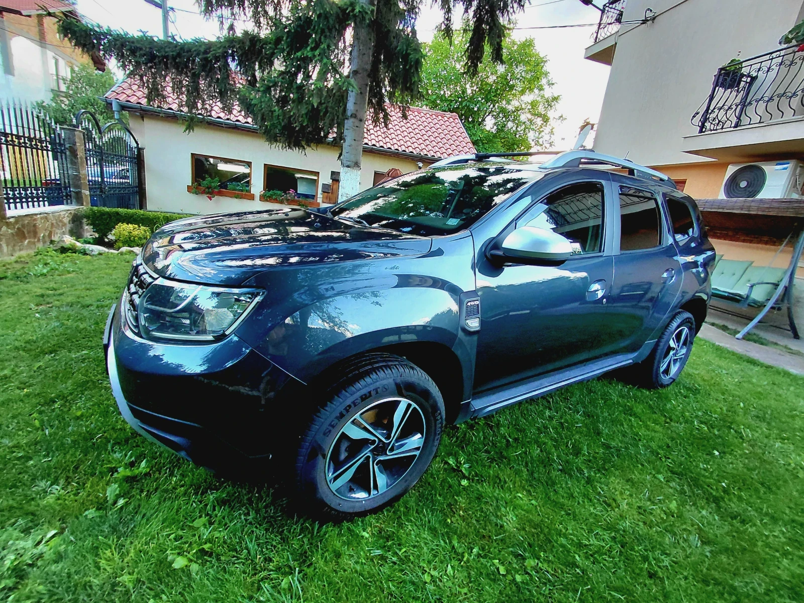 Dacia Duster 4х4/от България/всички екстри/120К реални км., снимка 3 - Автомобили и джипове - 55067324
