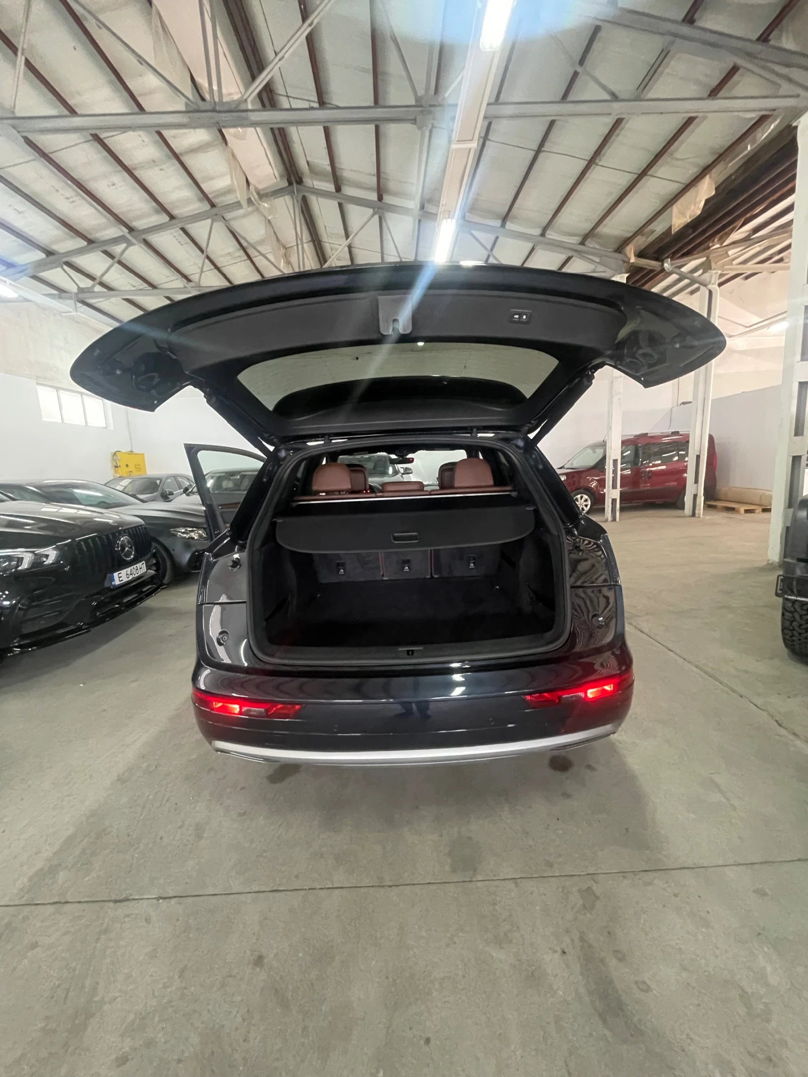 Audi Q5 2.0TFSI/B&O/Подгр/камера/панор/ОБСЛУЖЕНА!!!, снимка 17 - Автомобили и джипове - 54648963
