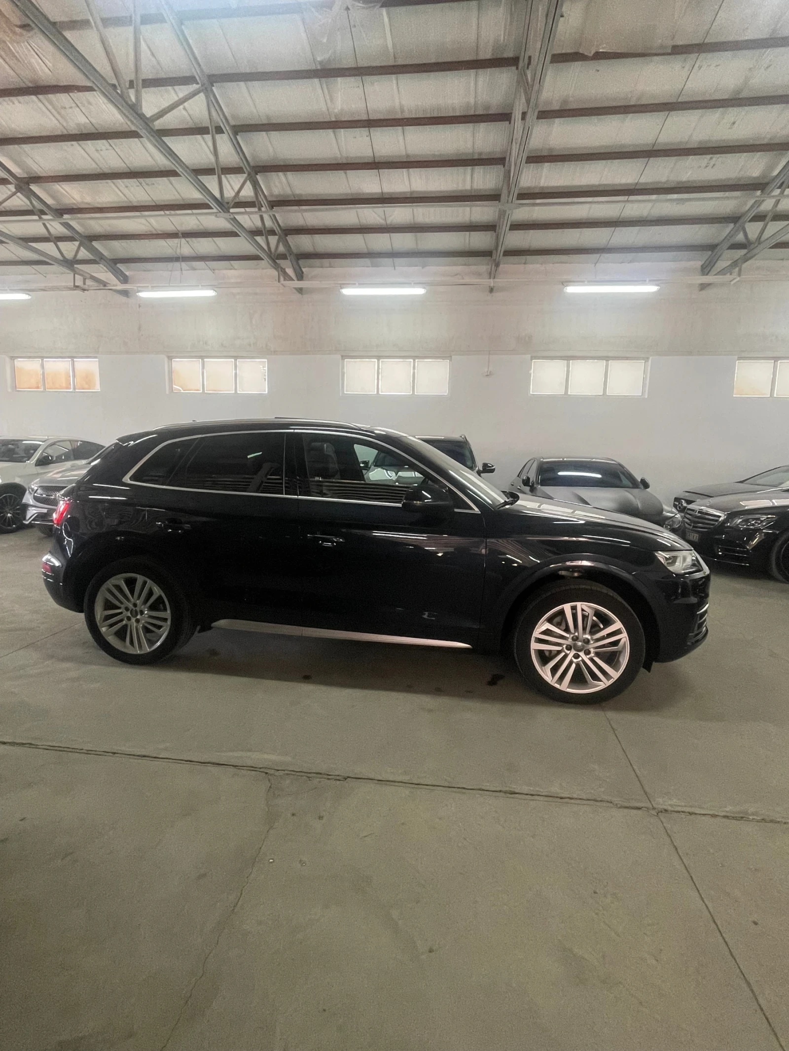 Audi Q5 2.0TFSI/B&O/Подгр/камера/панор/ОБСЛУЖЕНА!!!, снимка 7 - Автомобили и джипове - 54648963