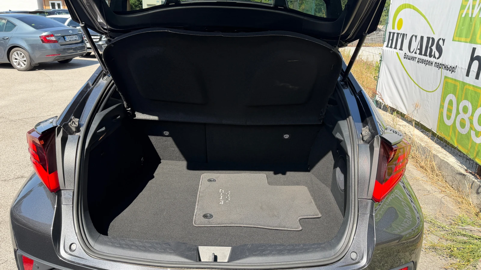 Toyota C-HR 2.0 Luxury � �������� | Mobile.bg � ����������� 10