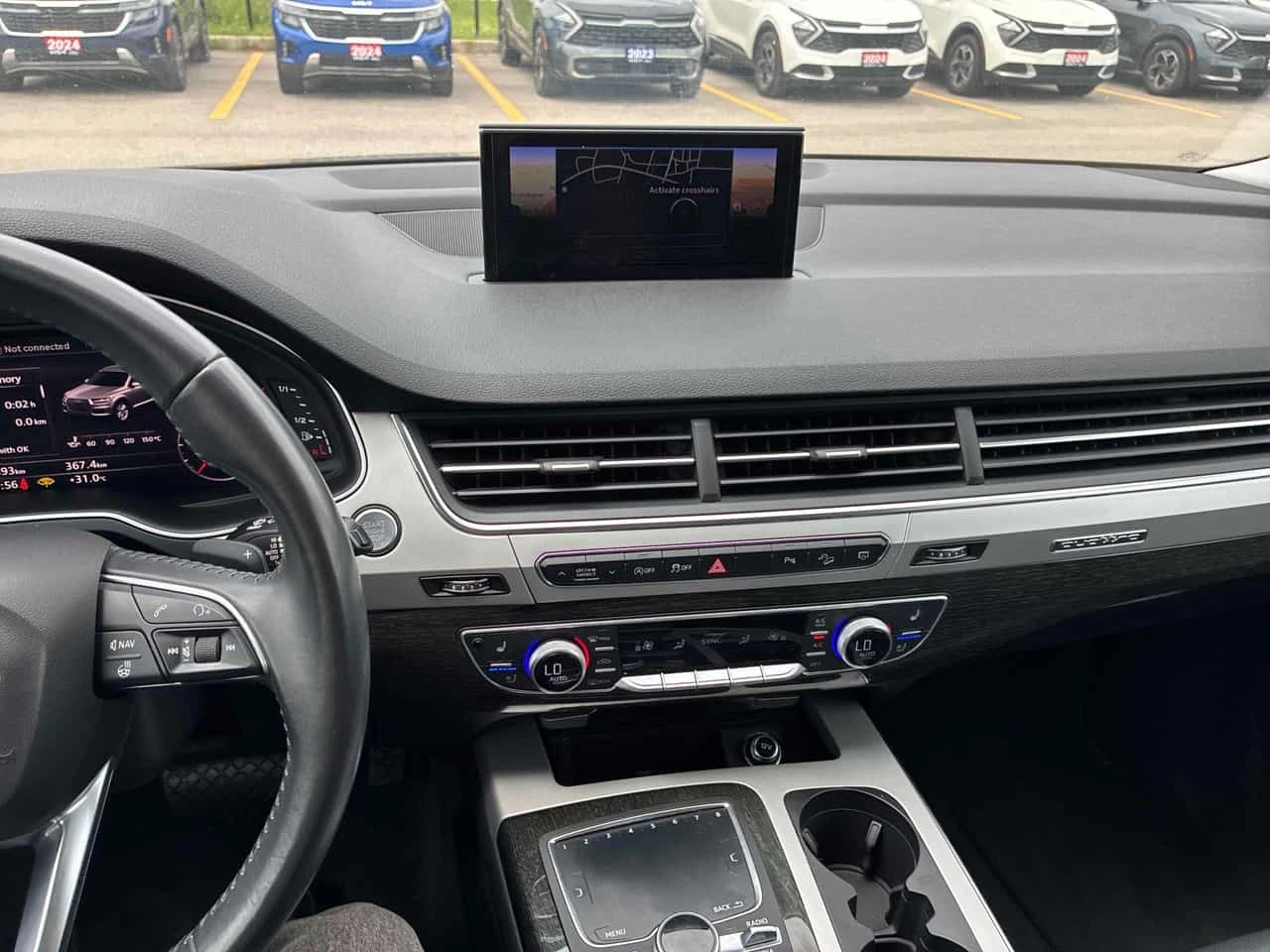 Audi Q7 Progressiv | CARFAX | АВТОКРЕДИТ БЕЗ ПЪРВОНАЧАЛНА, снимка 9 - Автомобили и джипове - 55621637