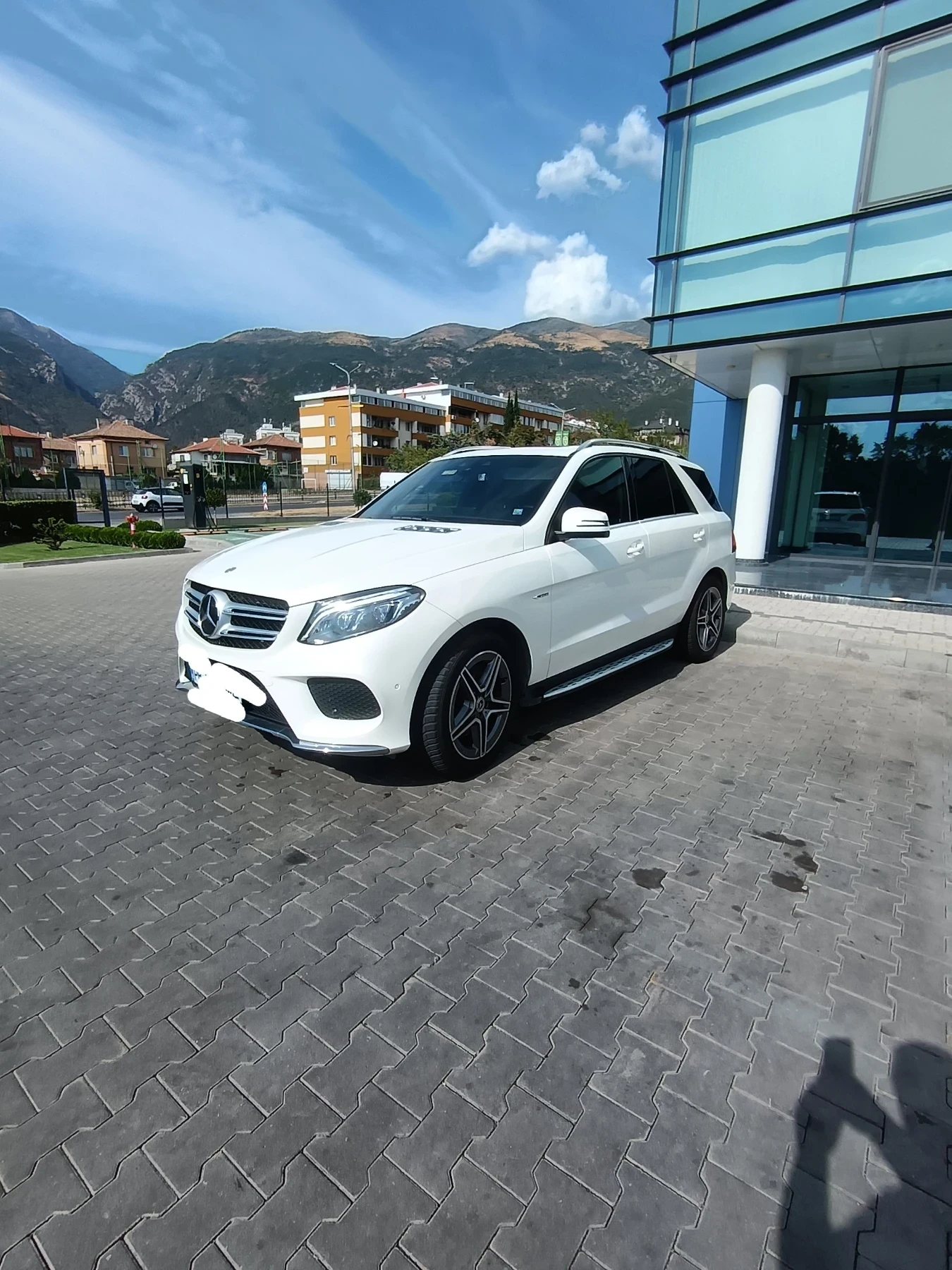 Mercedes-Benz GLE 350, снимка 2 - Автомобили и джипове - 56182996