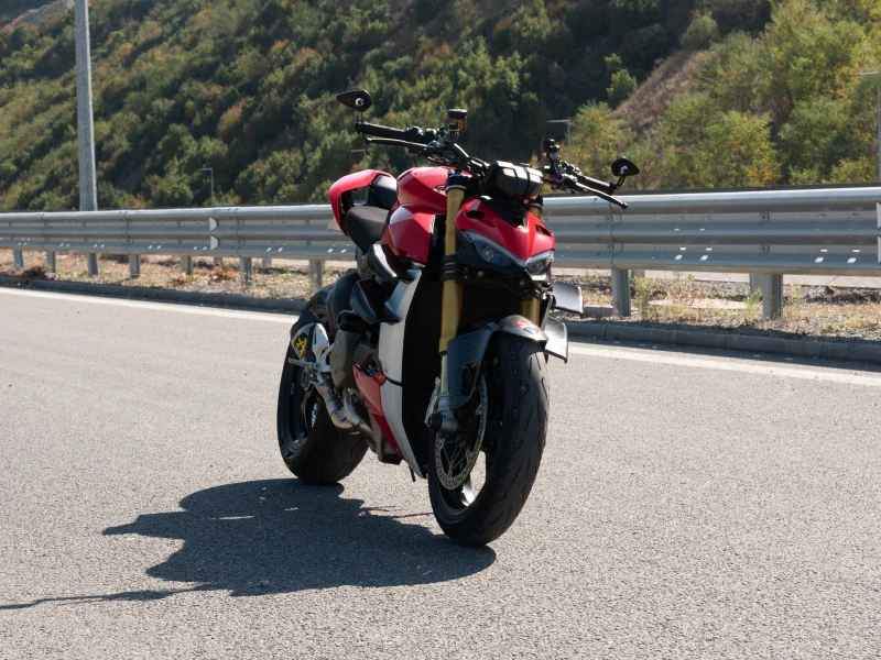Ducati Streetfighter v4s, снимка 3 - Мотоциклети и мототехника - 52285529