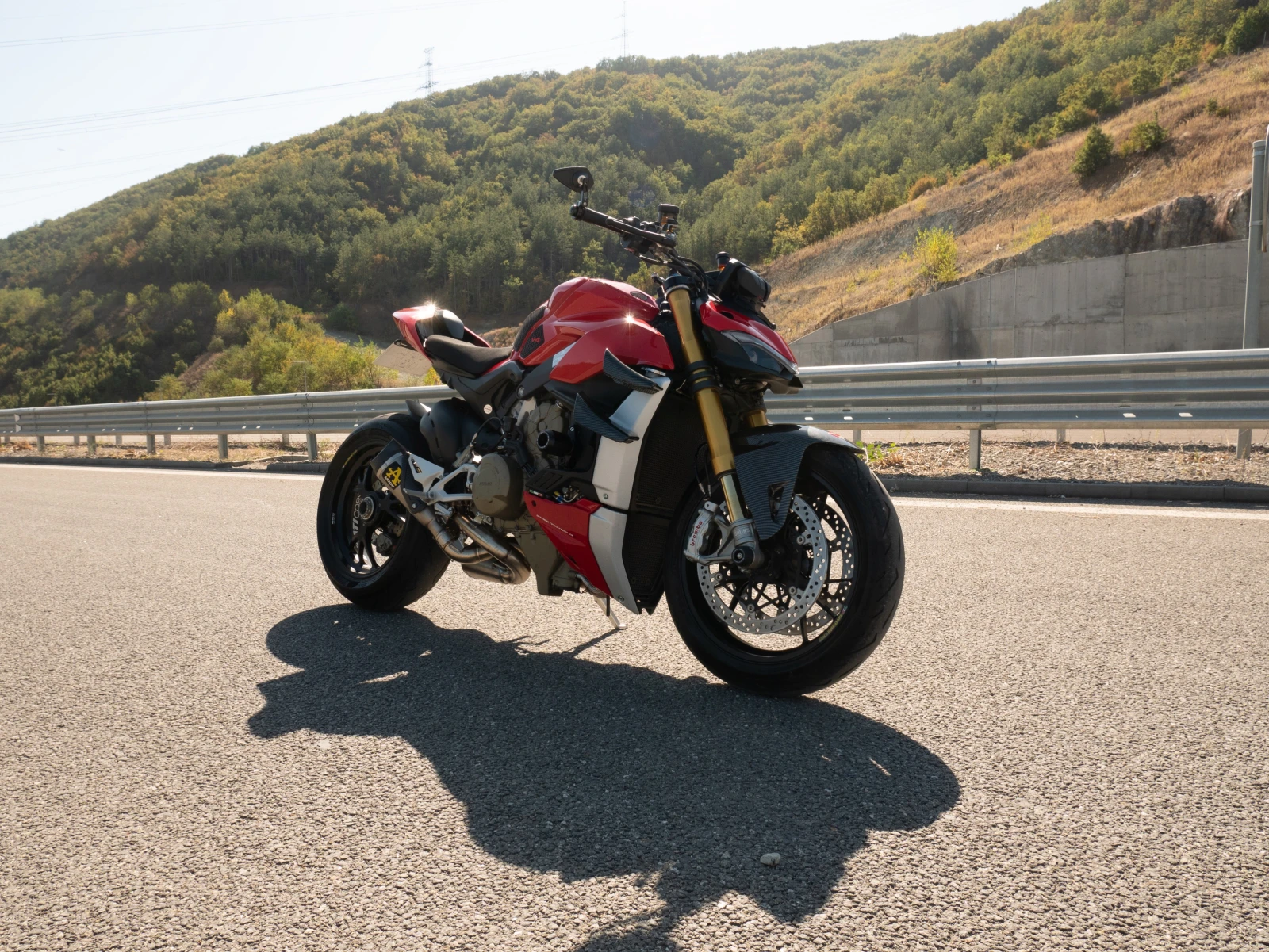 Ducati Streetfighter v4s - изображение 2