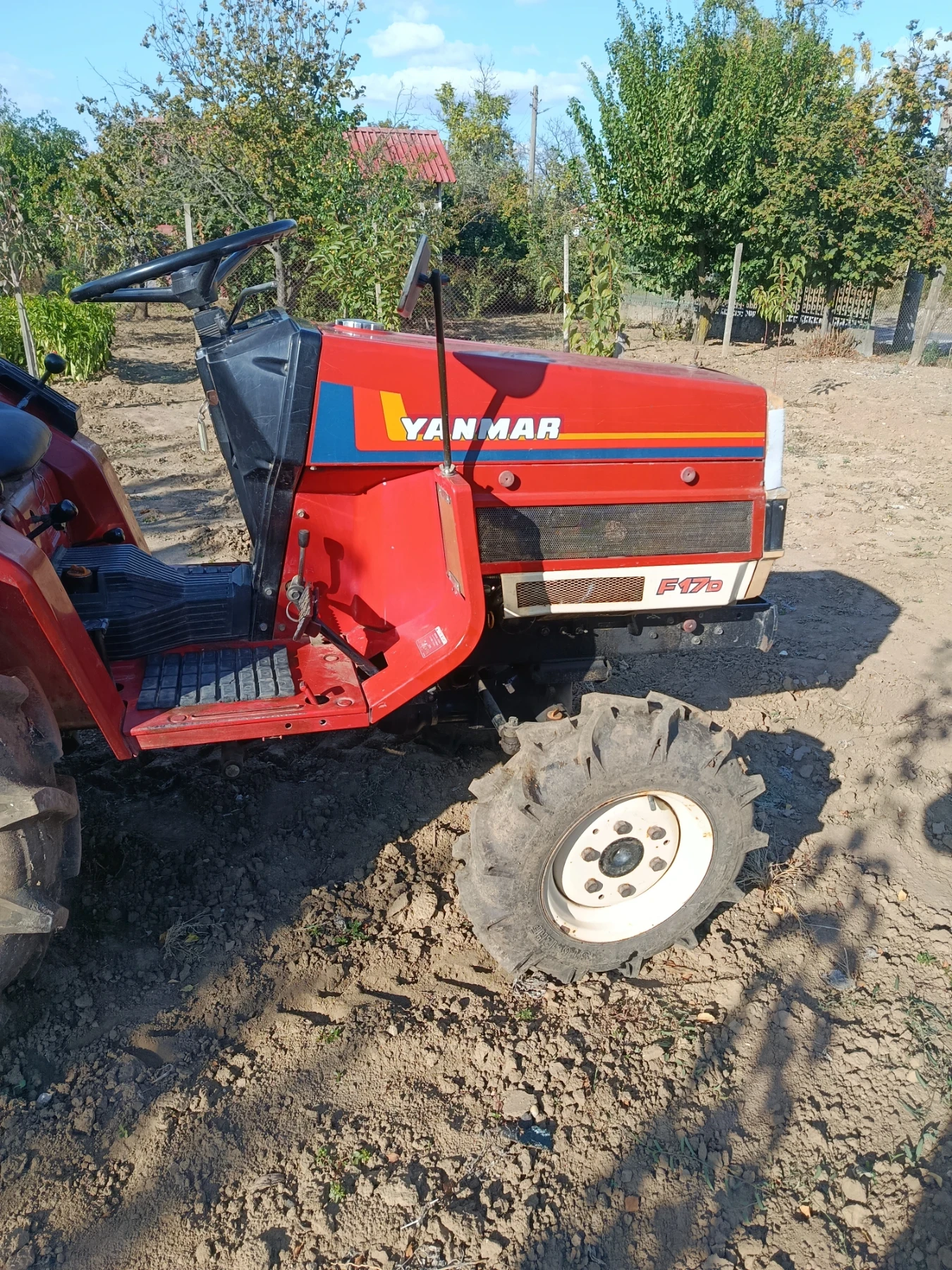 Трактор Yanmar Yanmar 
