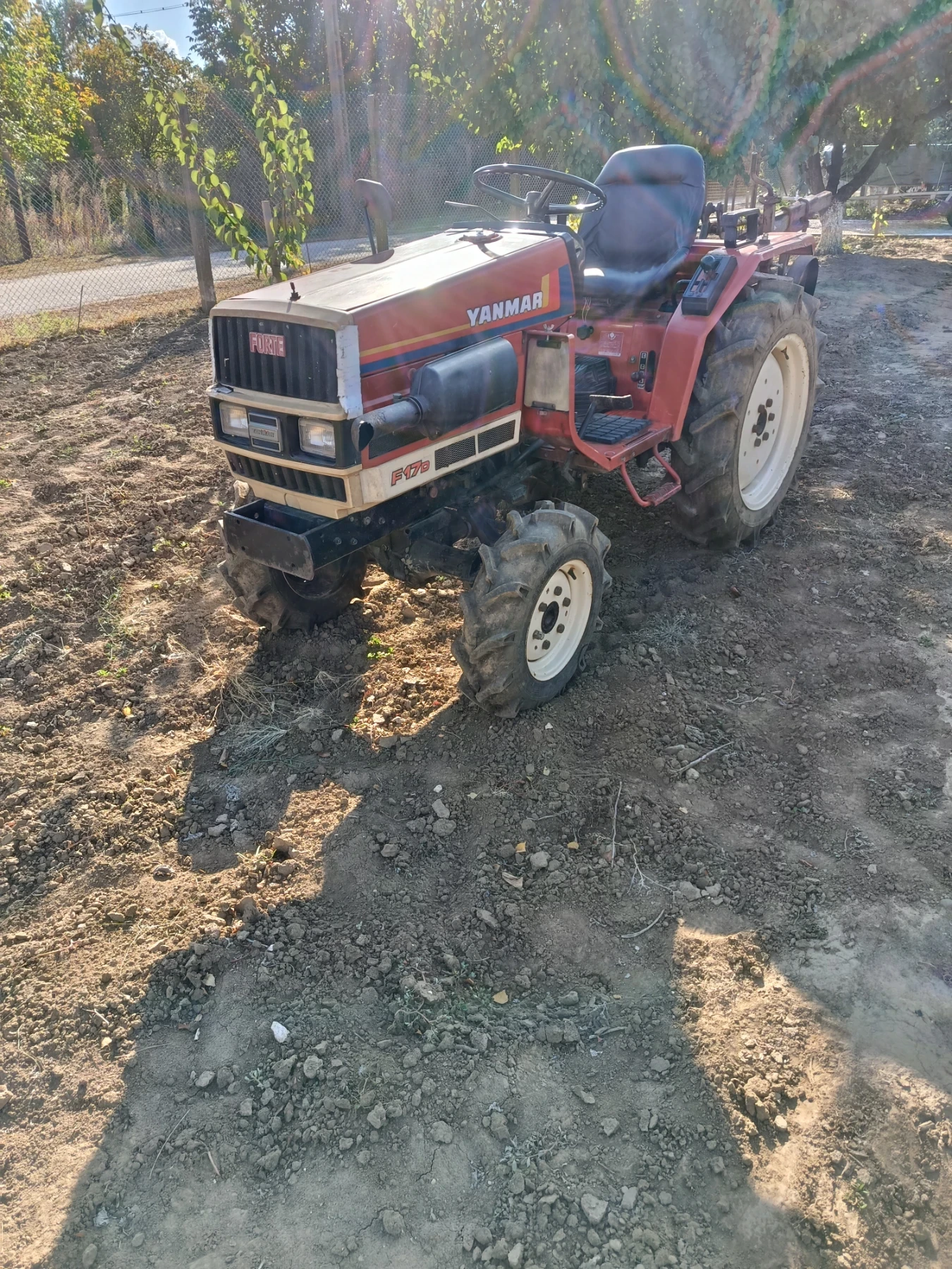 Трактор Yanmar Yanmar , снимка 2 - Селскостопанска техника - 56269423