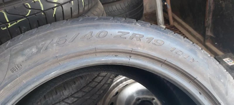 Гуми Летни 275/40R19, снимка 9 - Гуми и джанти - 33539325