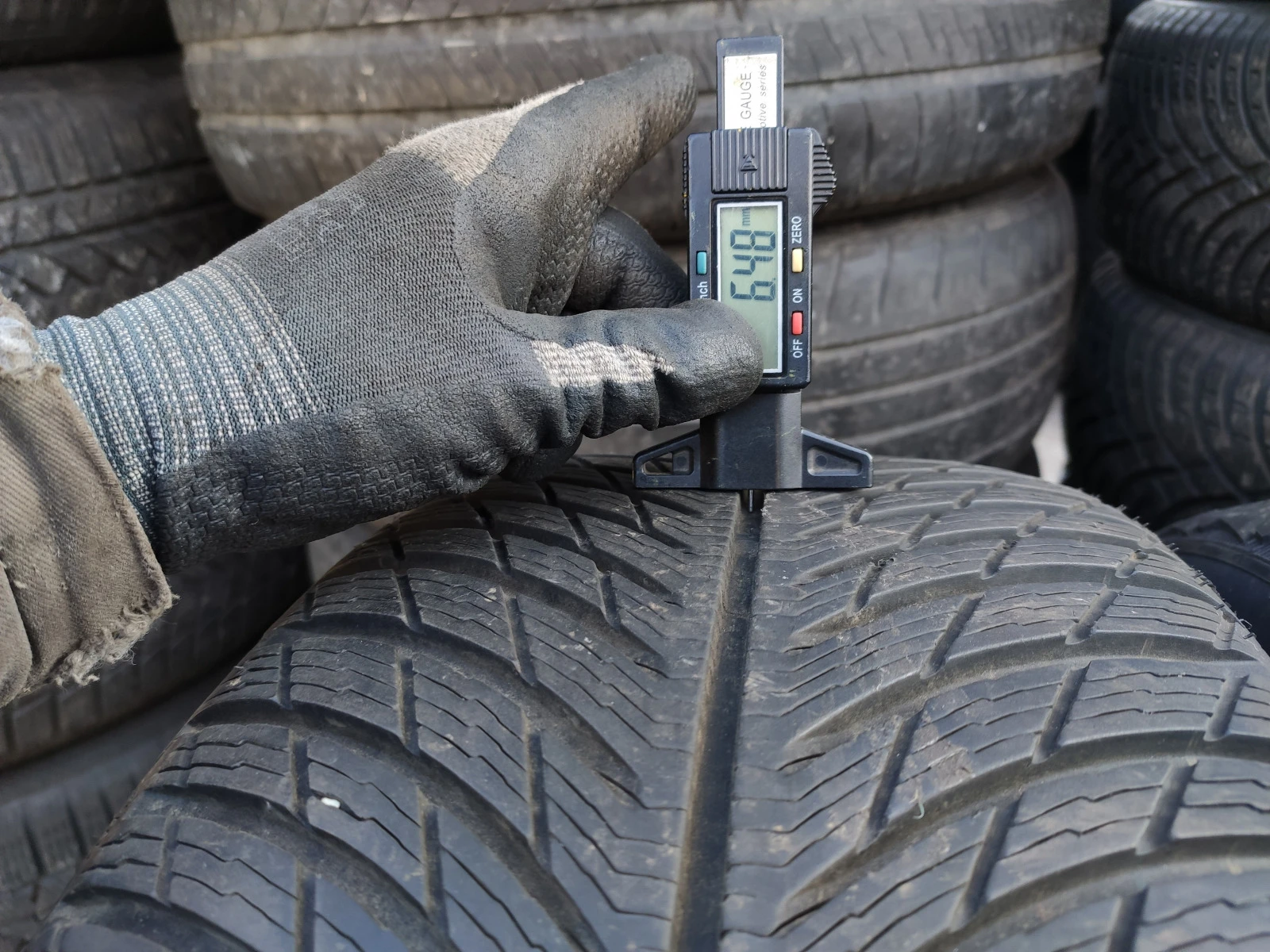  235/55R17 | Mobile.bg   4