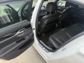 BMW 740 740 xDrive, снимка 17